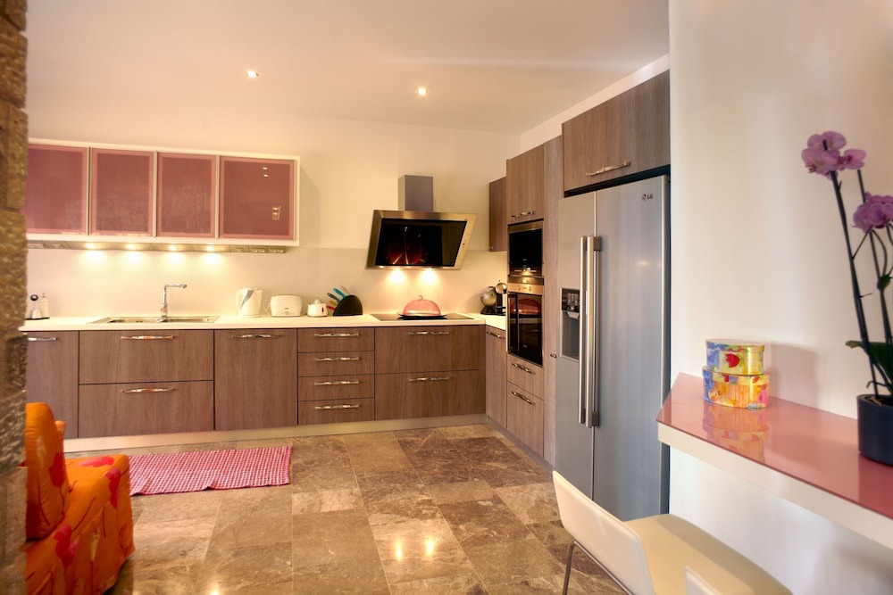 Photo of Kitchen in Pefkos
