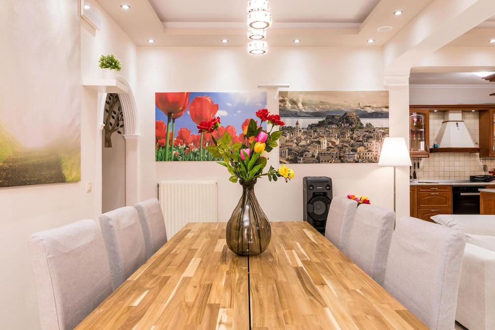 Photo of Livingroom in Alepou