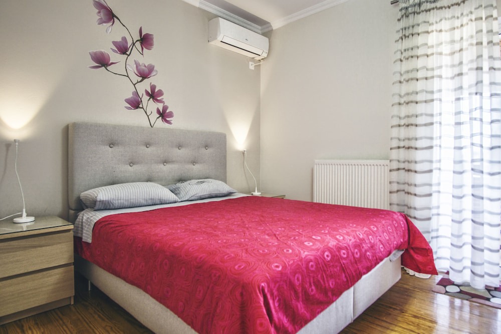 Photo of Bedroom in Alepou