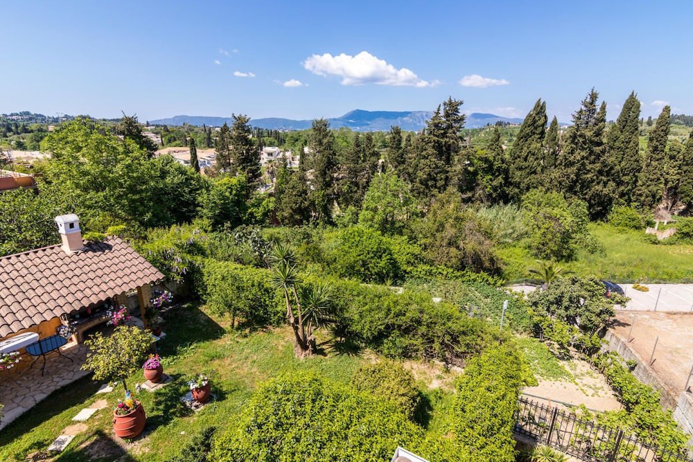 Photo of Outdoor in Alepou