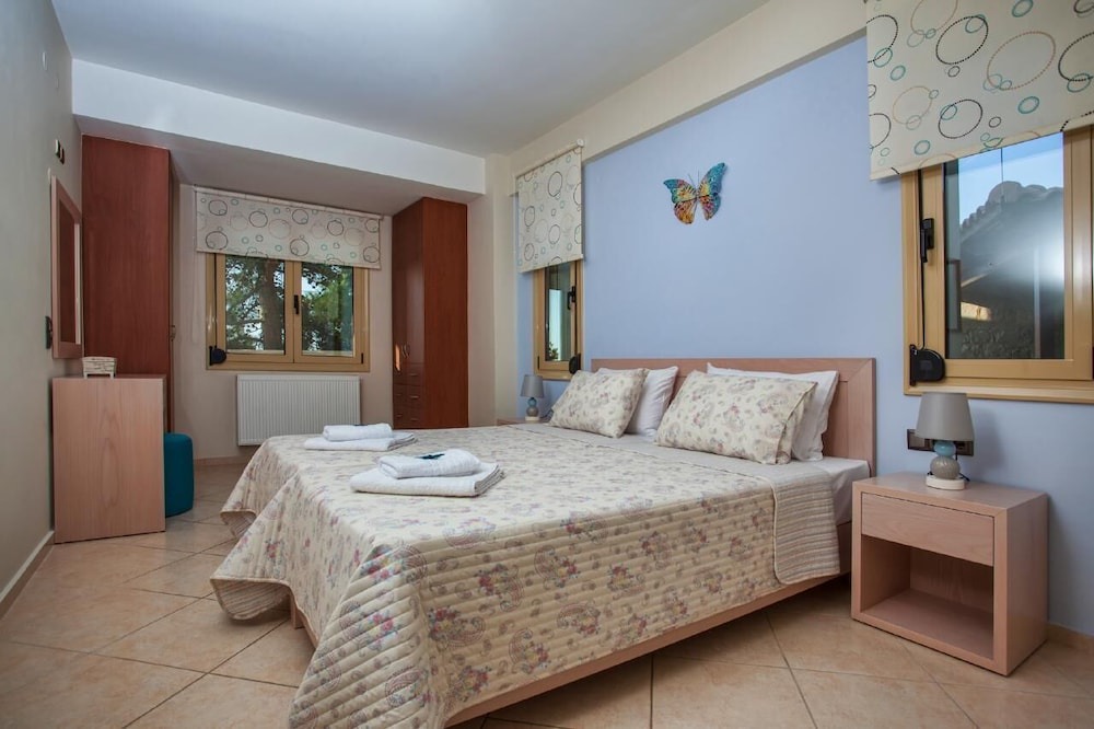 Photo of Bedroom in Roussospiti