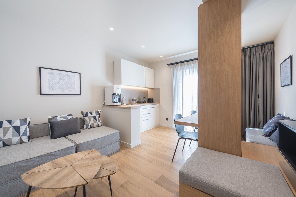 Photo of Livingroom in Attiki