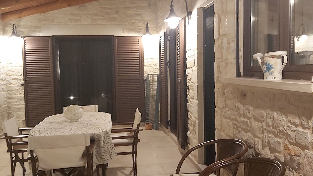 Photo of Patio Balcony in Margarites