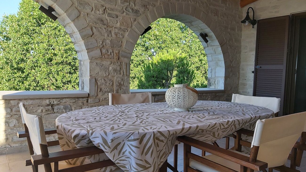 Photo of Patio Balcony in Margarites