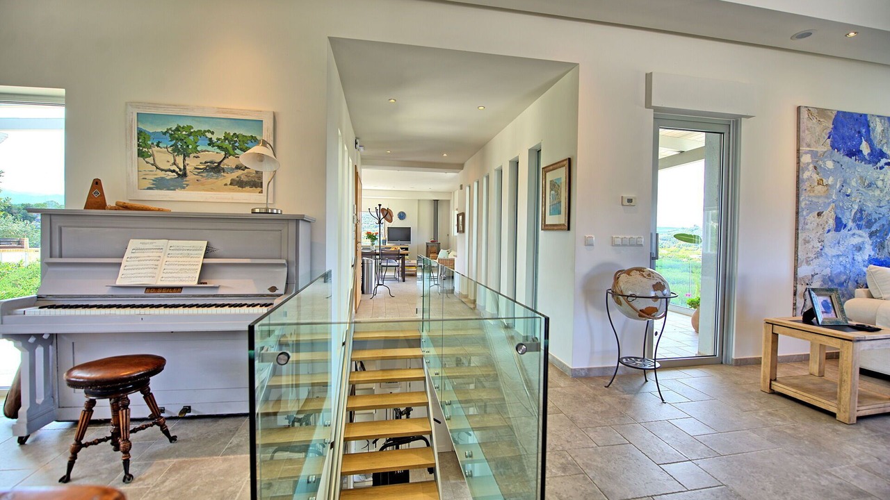 Photo of Livingroom in Platanias Town