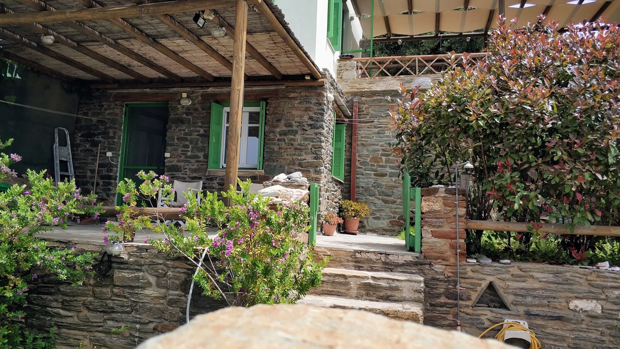 Photo of Outdoor in Batsi