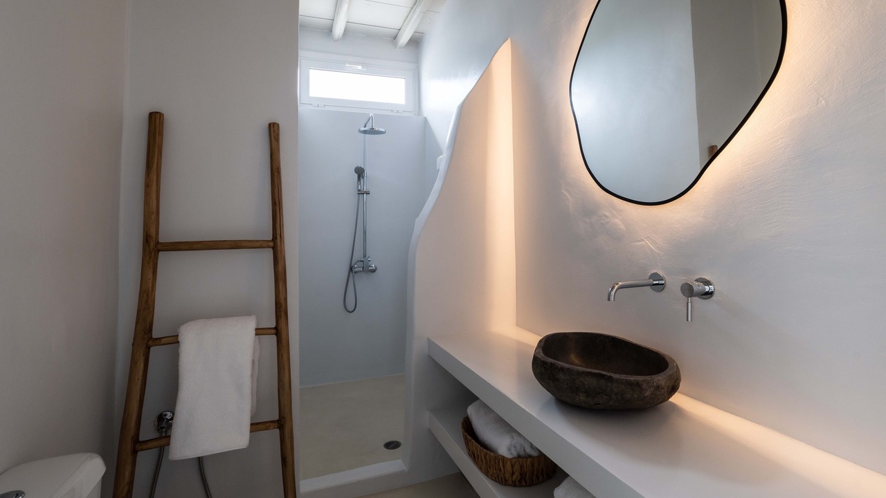 Photo of Bathroom in Aliki