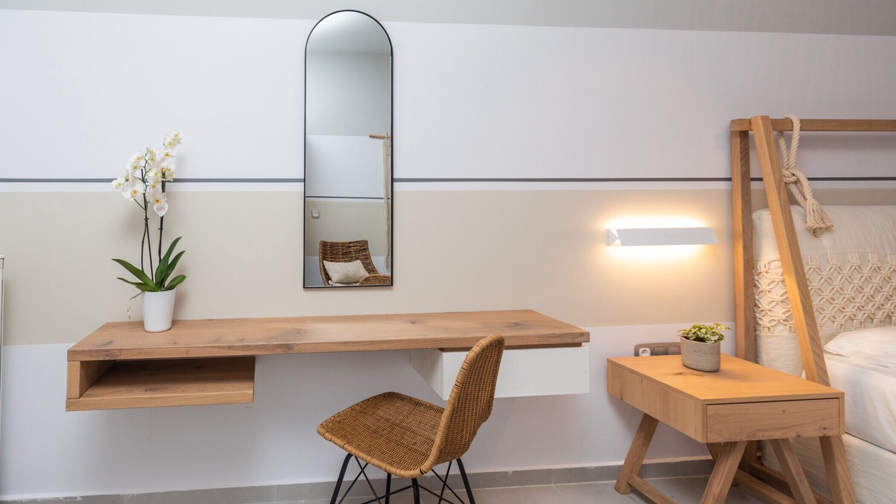 Photo of Bedroom in Frourion