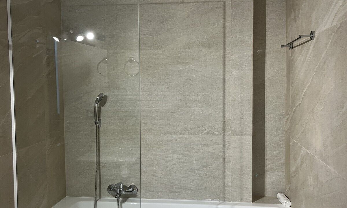 Photo of Bathroom in Alimos