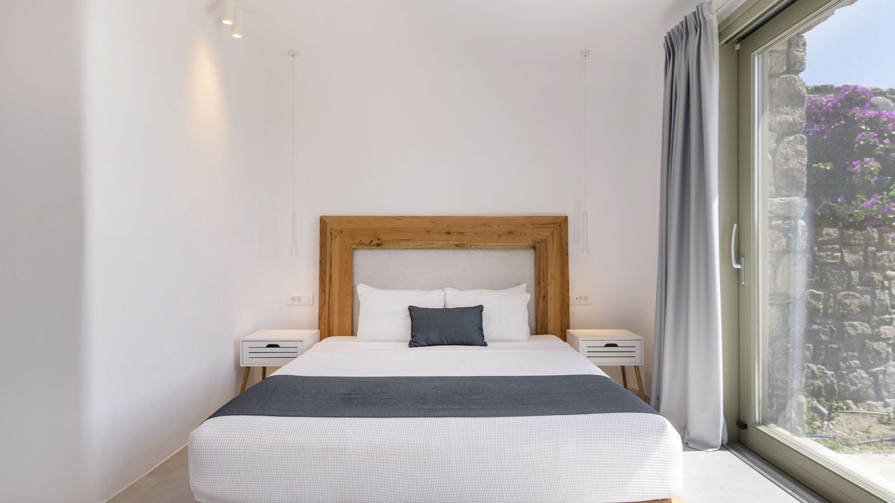 Photo of Bedroom in Faros Armenistis