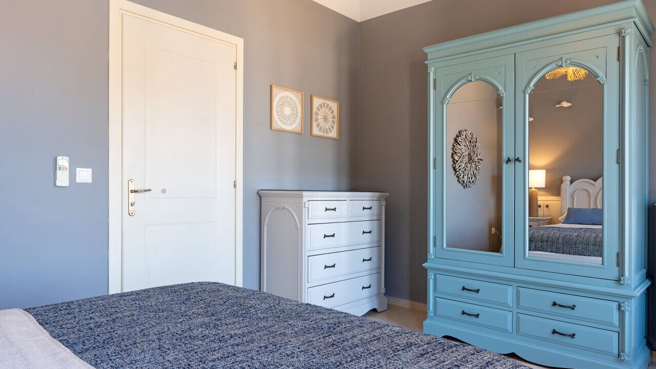 Photo of Bedroom in Frourion