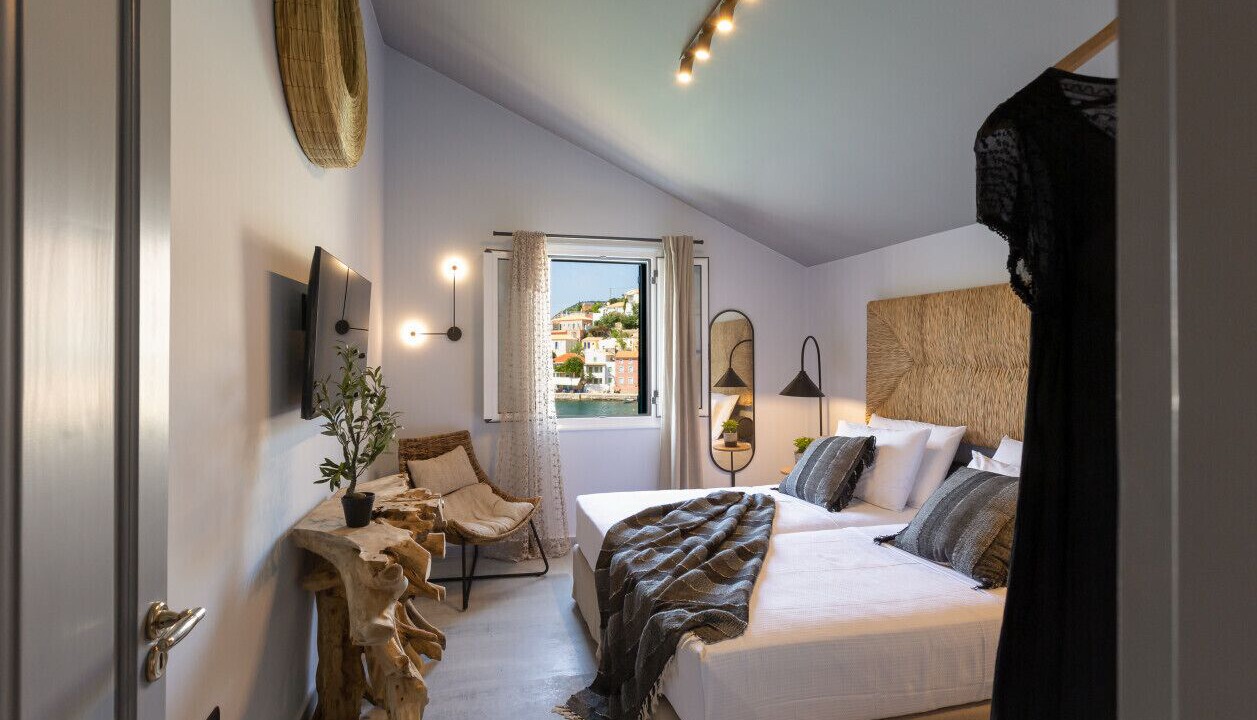 Photo of Bedroom in Assos