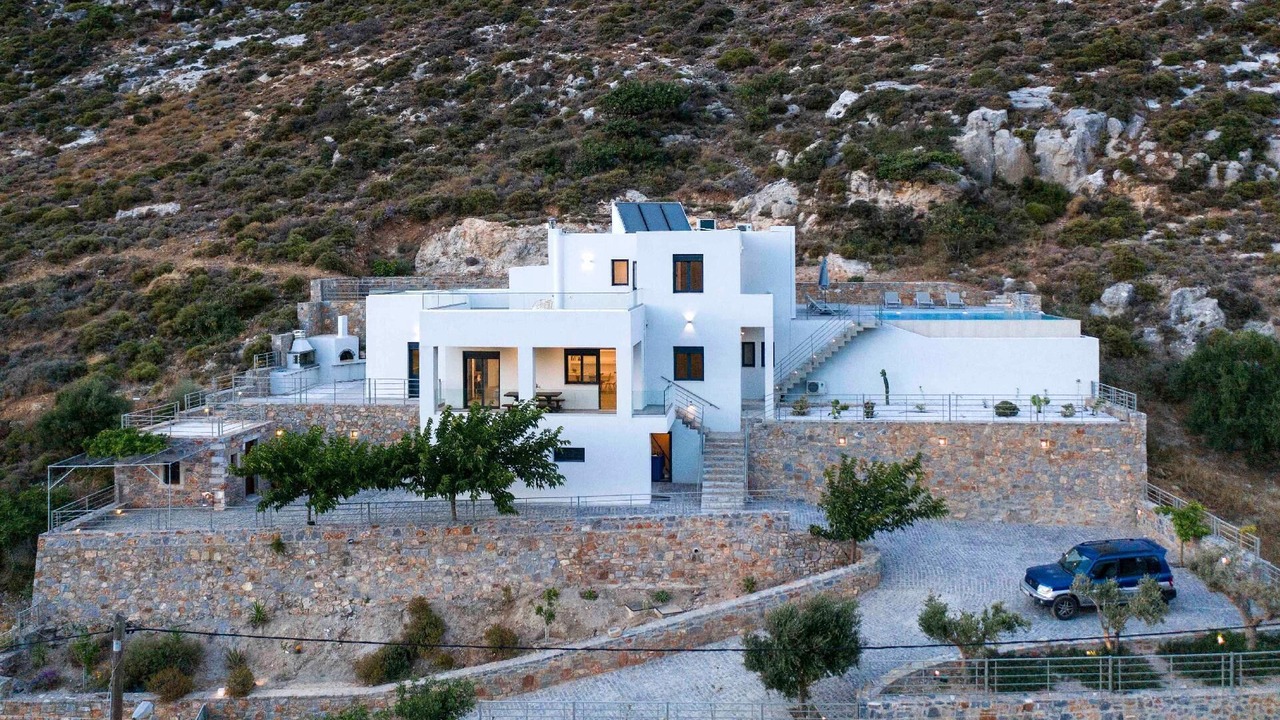 Photo of Outdoor in Vrachasi