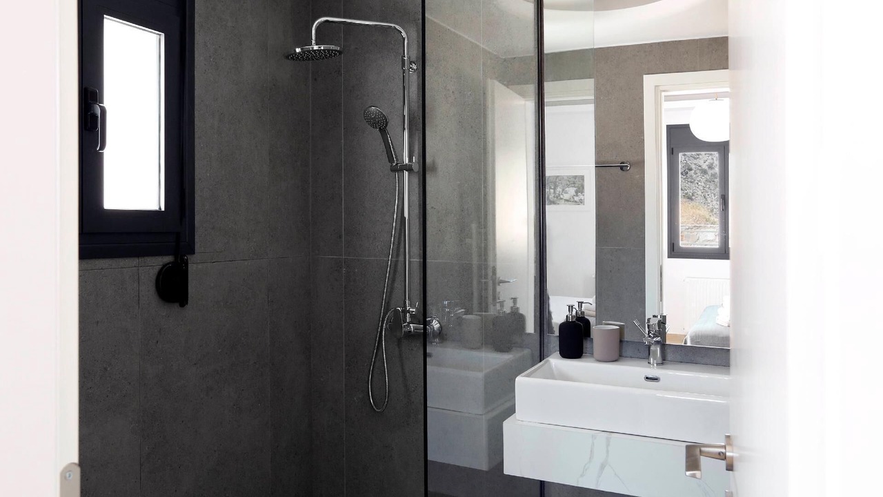 Photo of Bathroom in Vrachasi