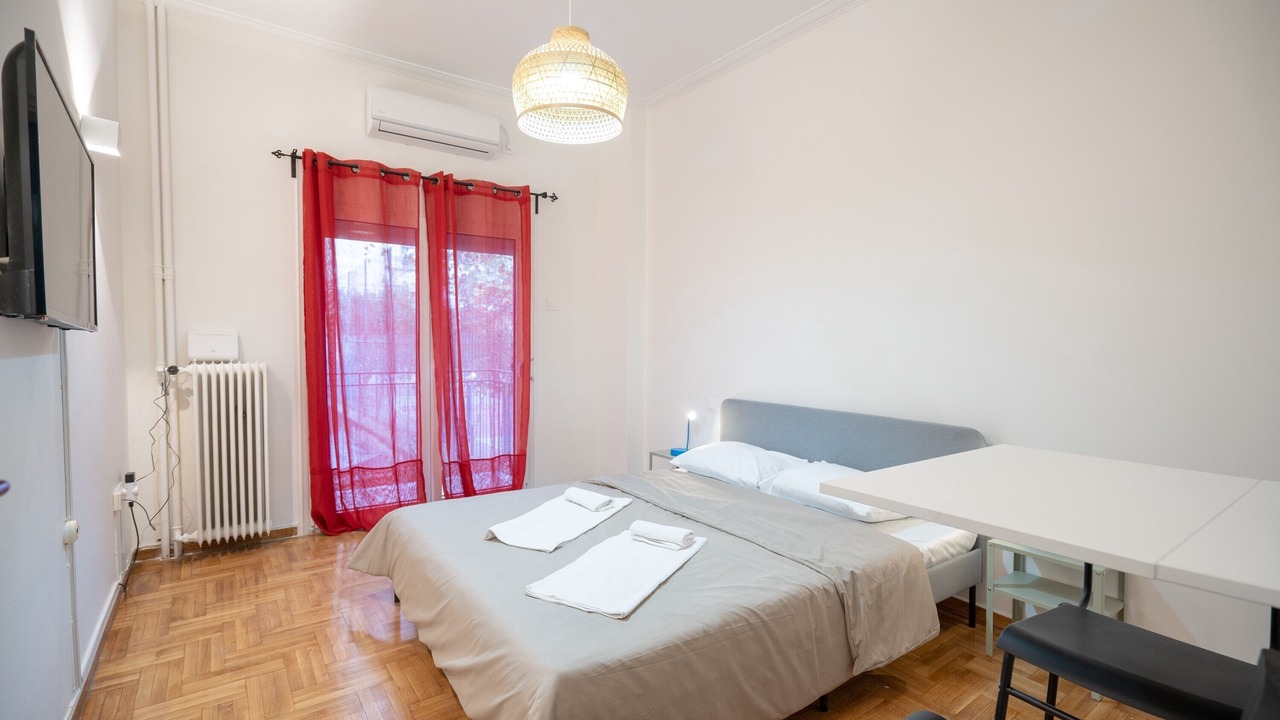 Photo of Bedroom in Ampelokipoi