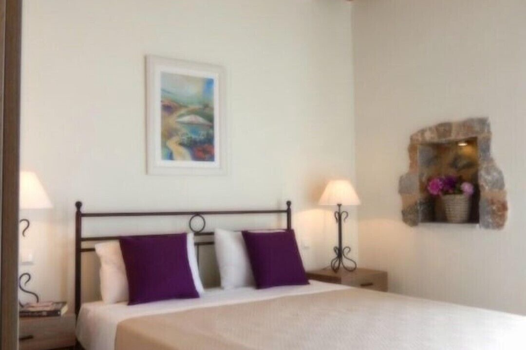 Photo of Bedroom in Lefktron