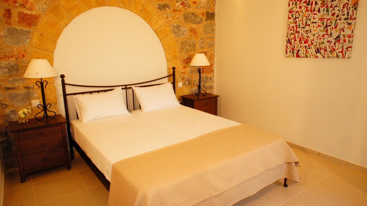 Photo of Bedroom in Lefktron
