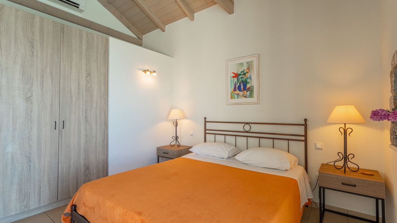 Photo of Bedroom in Lefktron