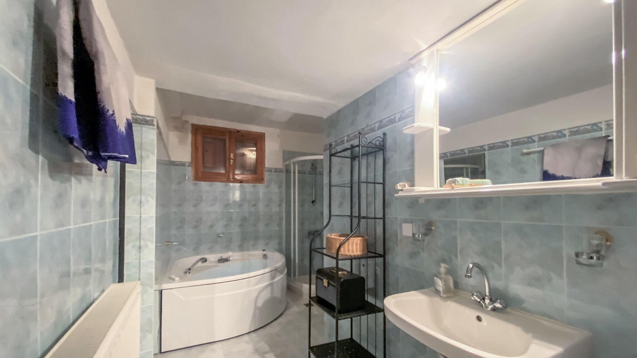 Photo of Bathroom in Karlovassi