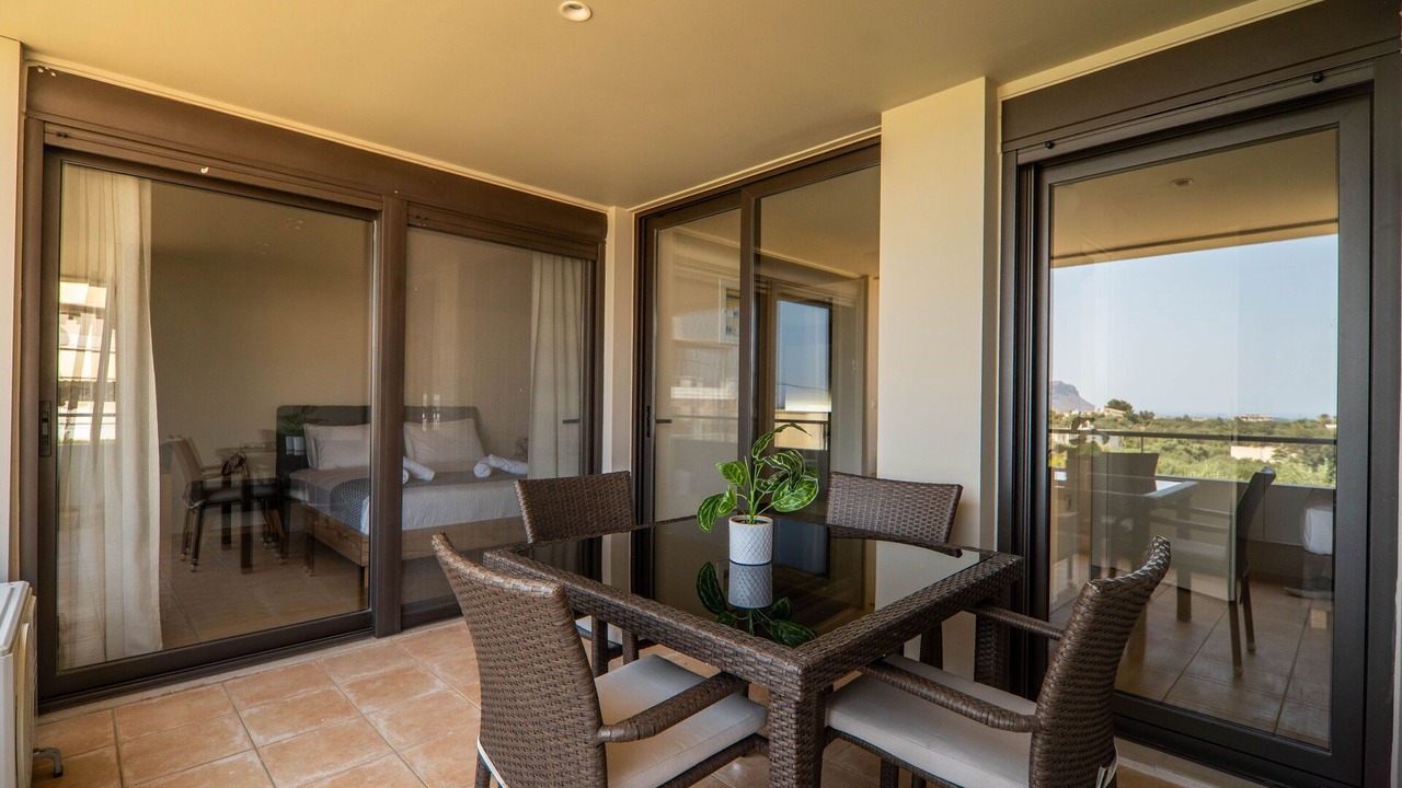 Photo of Patio Balcony in Kounoupidiana
