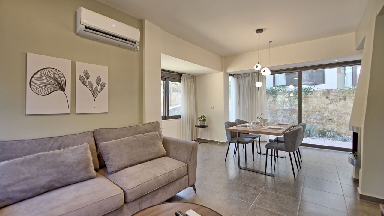 Photo of Bedroom in Kounoupidiana