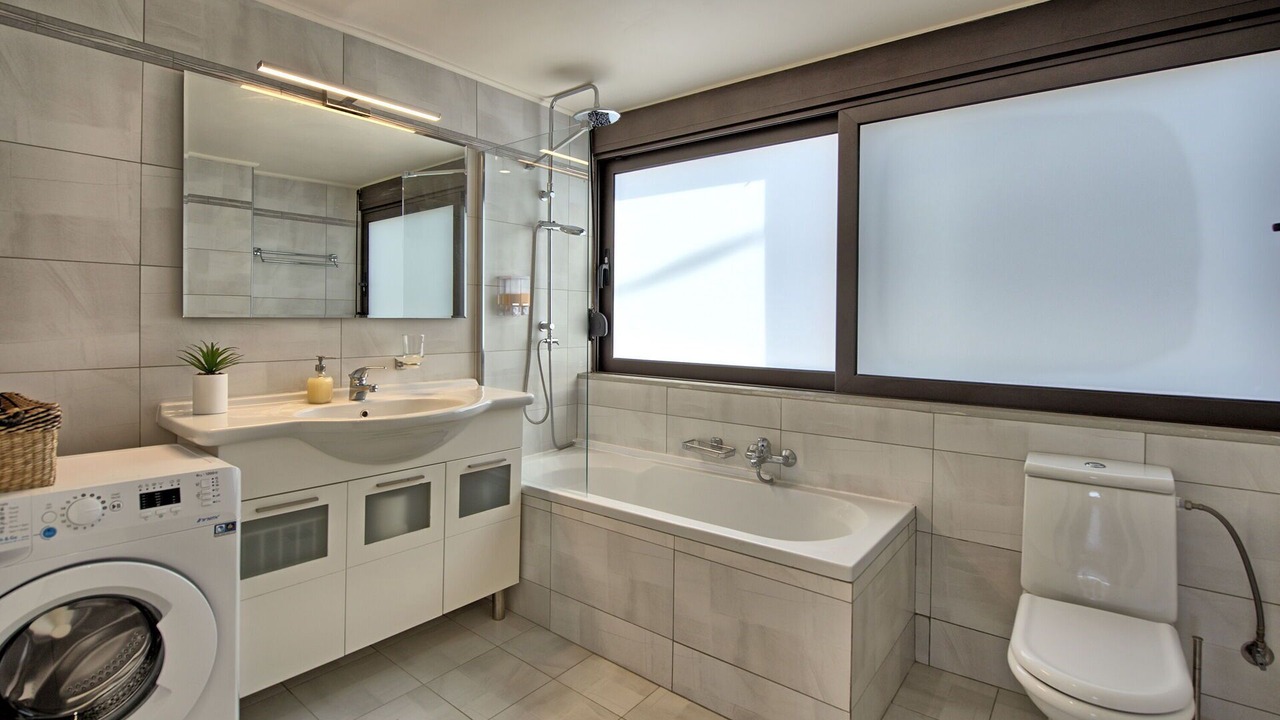 Photo of Bathroom in Kounoupidiana