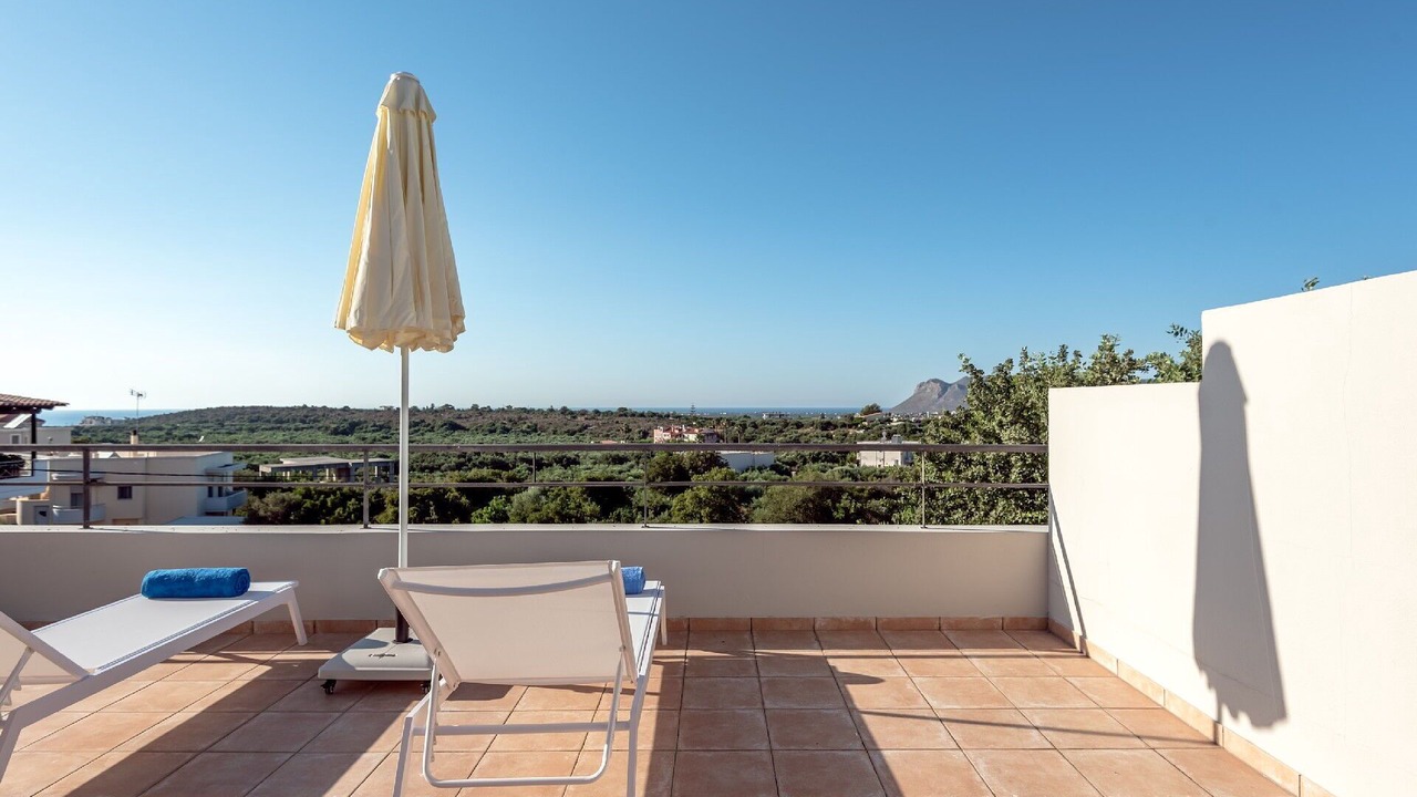 Photo of Patio Balcony in Kounoupidiana