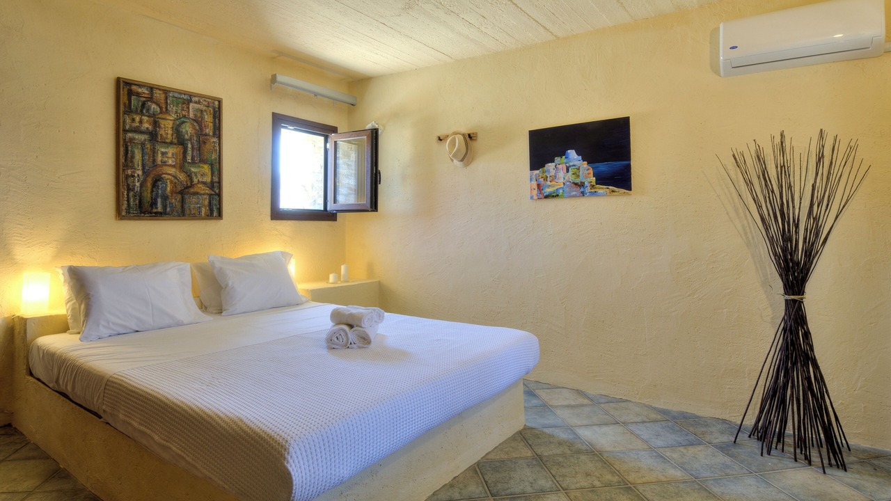 Photo of Bedroom in Koundouros
