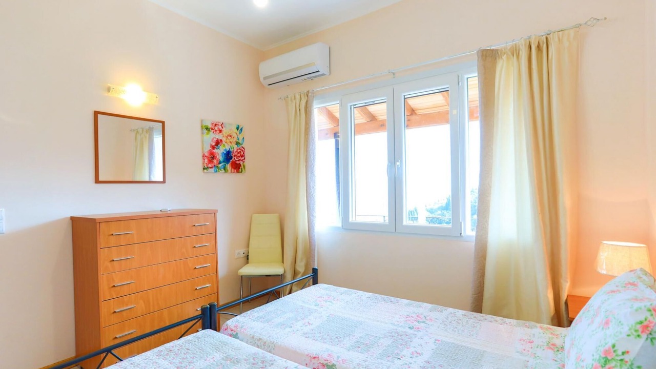 Photo of Bedroom in Gimari