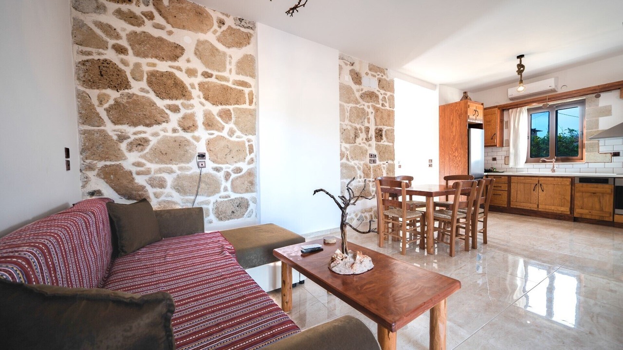 Photo of Livingroom in Platanos