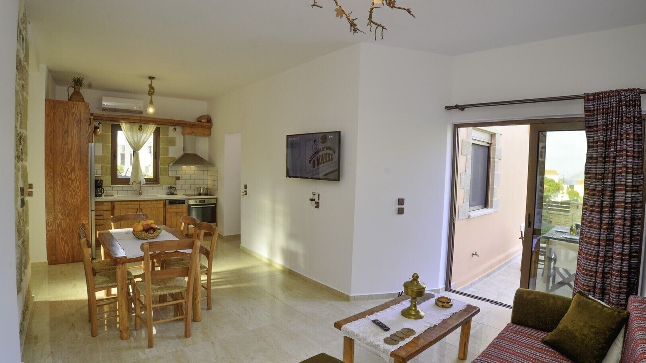 Photo of Livingroom in Platanos