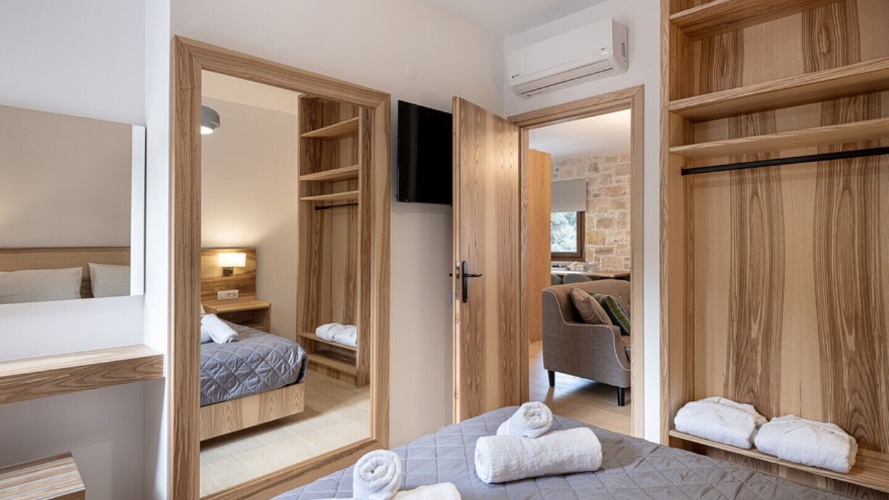 Photo of Bedroom in Theriso