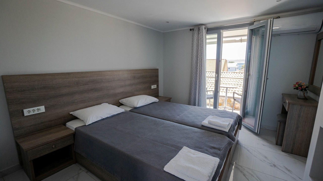 Photo of Bedroom in Alykes