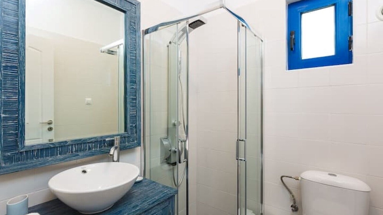 Photo of Bathroom in Kalathas