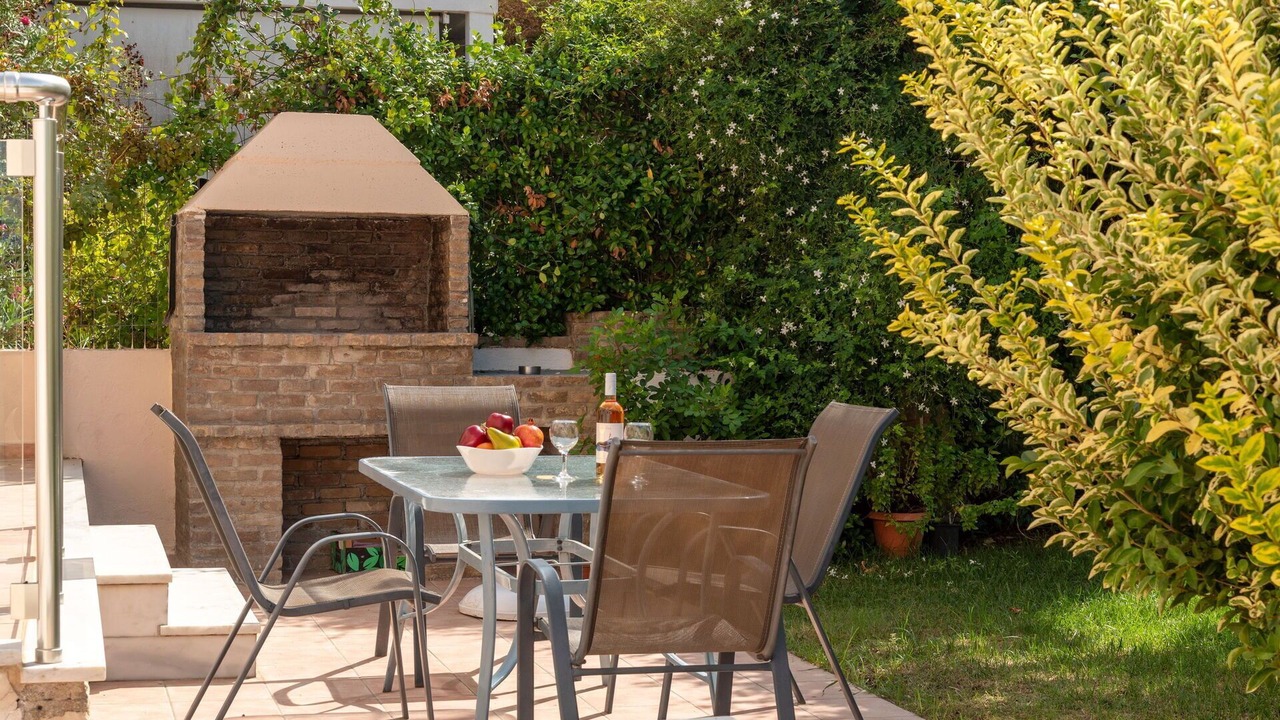 Photo of Patio Balcony in Pyrgos Psilonerou