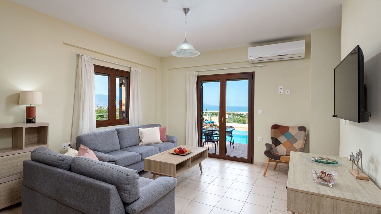 Photo of Livingroom in Pyrgos Psilonerou