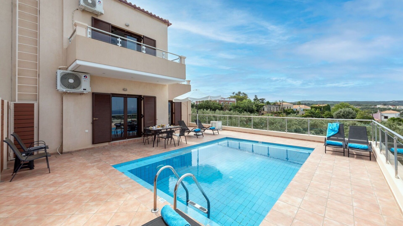 Photo of Outdoor in Pyrgos Psilonerou