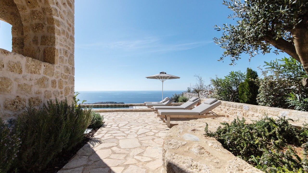 Photo of Patio Balcony in Lefktron