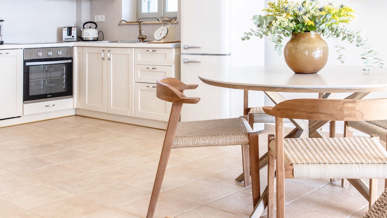Photo of Kitchen in Lefktron