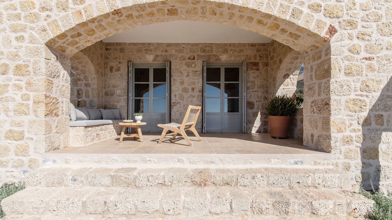 Photo of Patio Balcony in Lefktron