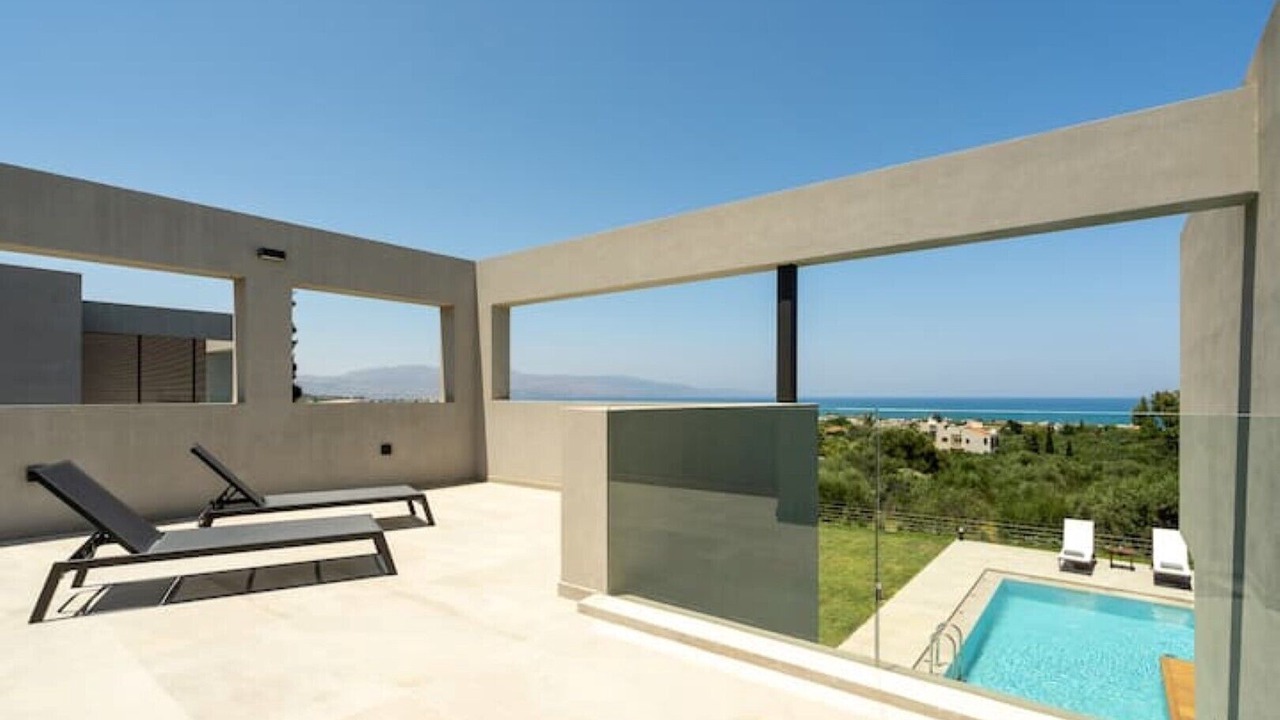Photo of Outdoor in Pyrgos Psilonerou