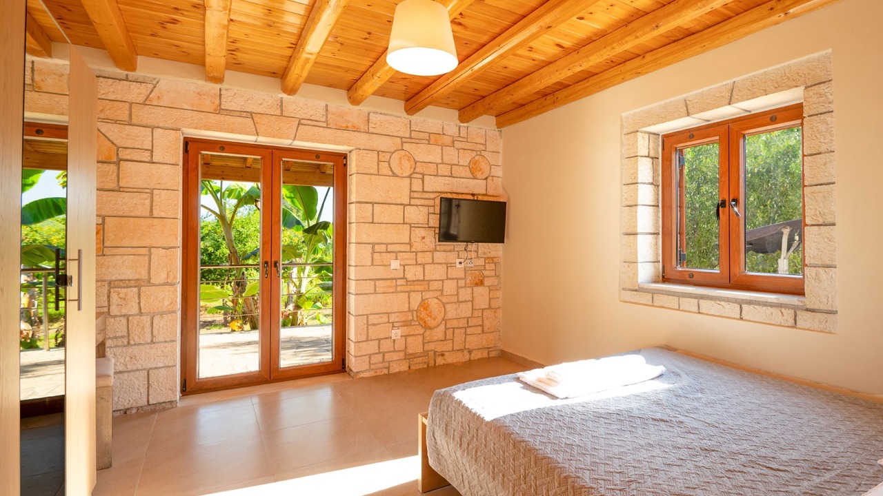 Photo of Patio Balcony in Almiros Beach