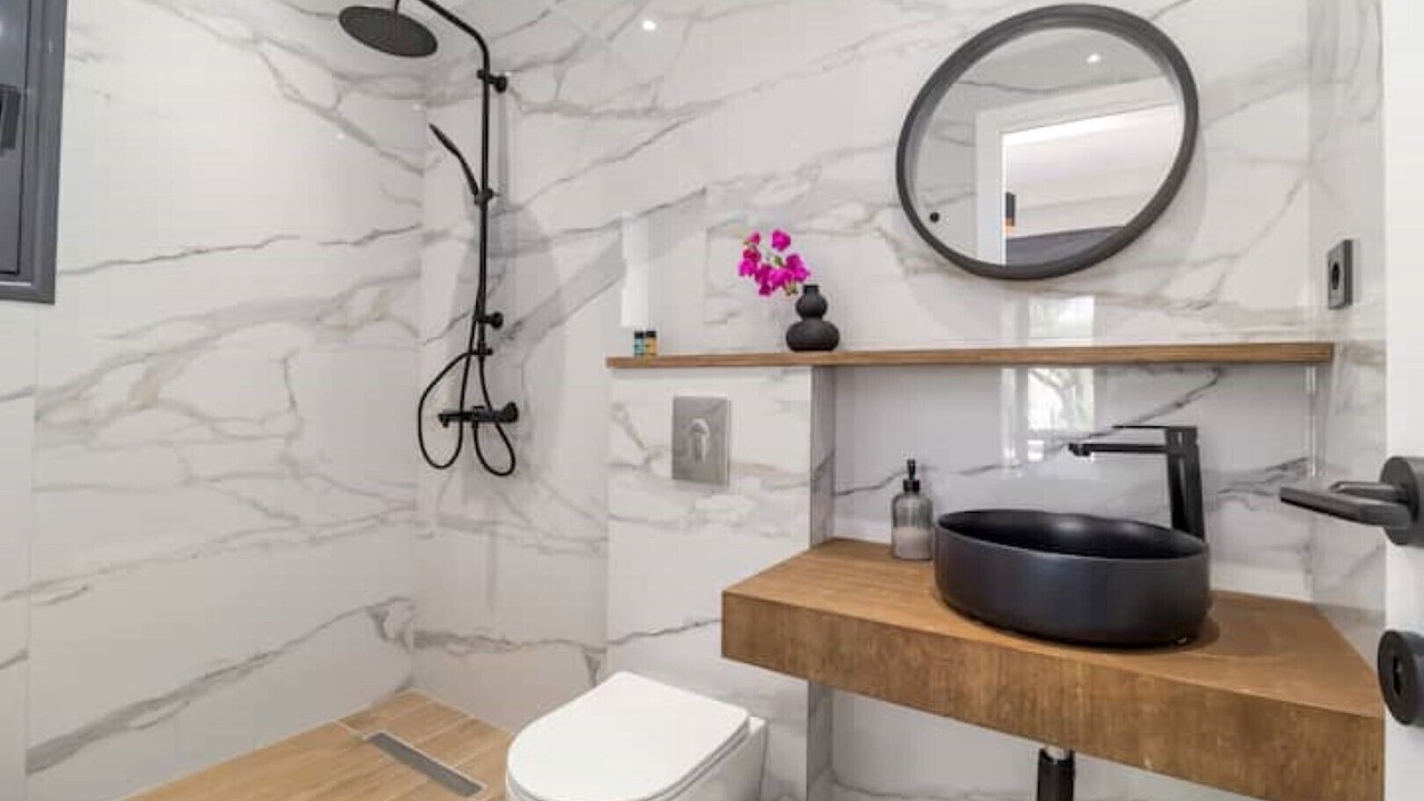 Photo of Bathroom in Thymari