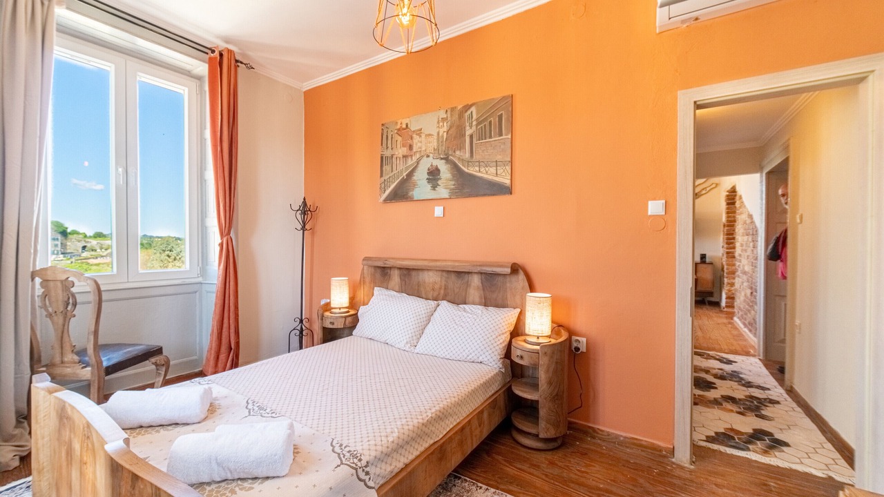 Photo of Bedroom in Old Town