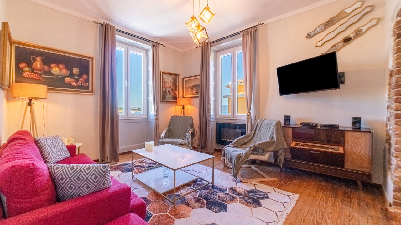Photo of Livingroom in Old Town