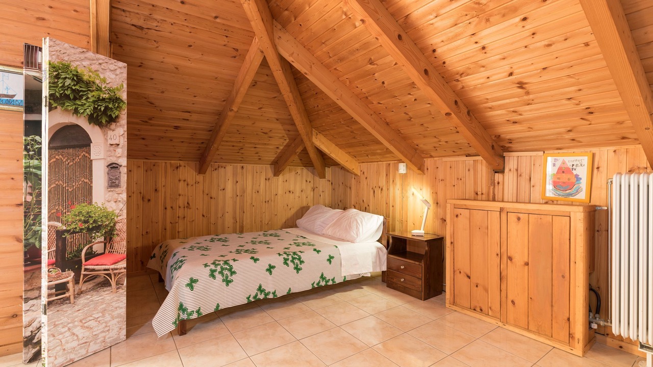 Photo of Bedroom in Keri Village