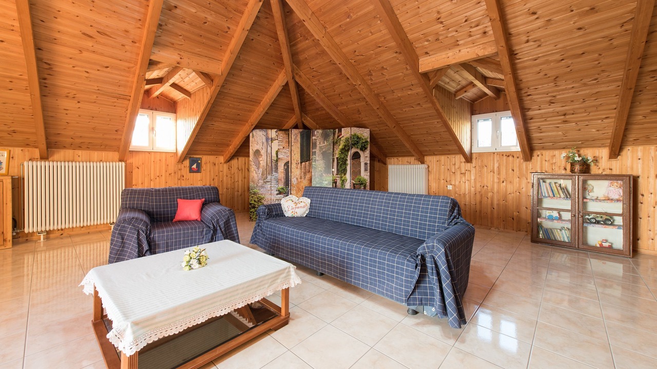 Photo of Livingroom in Keri Village