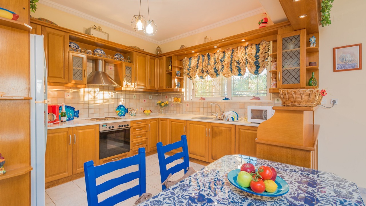 Photo of Kitchen in Keri Village