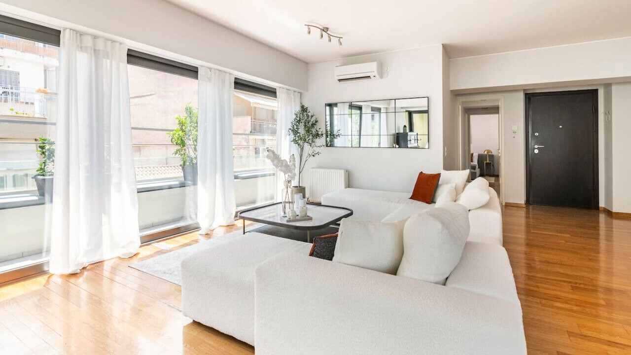 Photo of Livingroom in Kinosargous