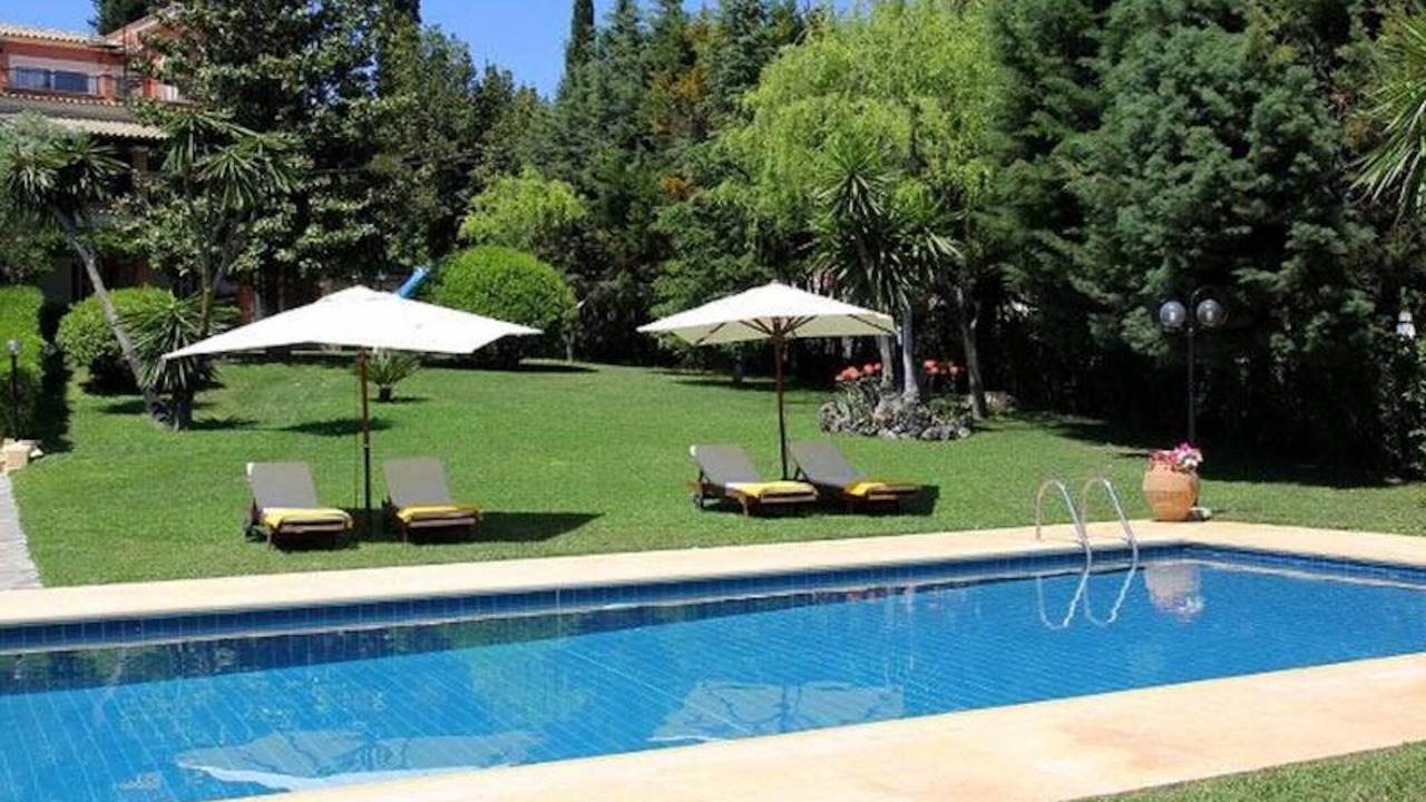 Photo of Outdoor in Afra